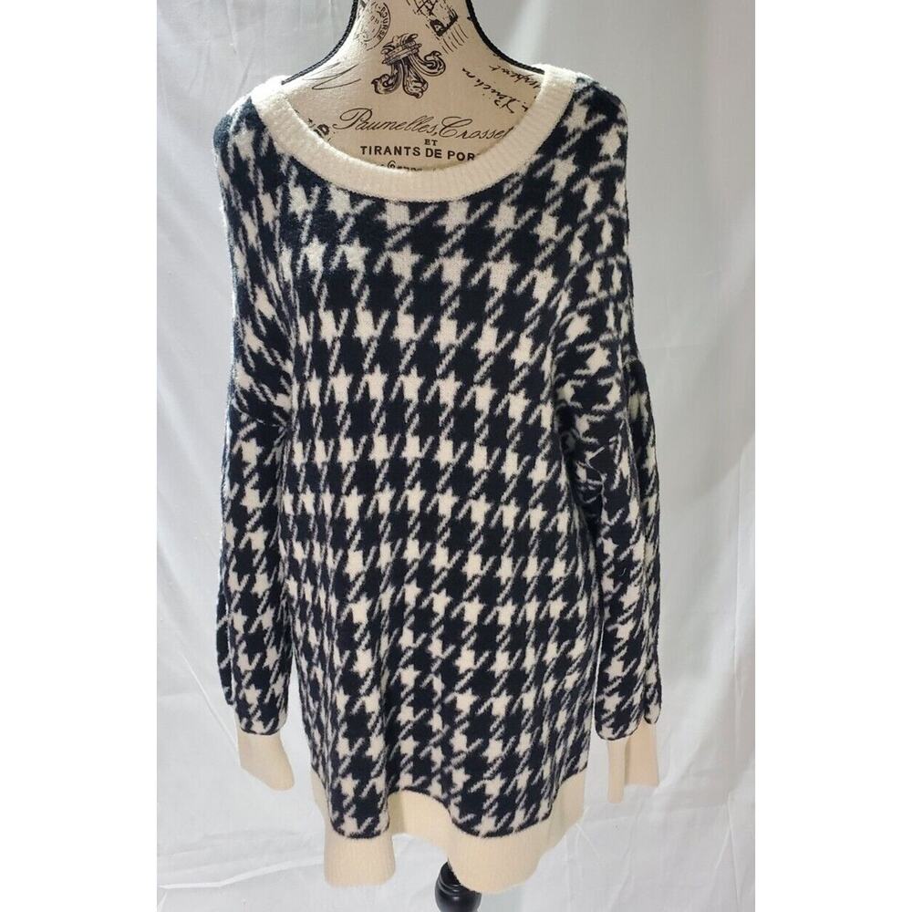 LOFT Plus Soft Houndstooth Sweater 16/18